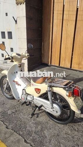 Xe máy Cup 50cc Vàng kem 50cc