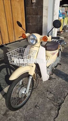 Xe máy Cup 50cc Vàng kem 50cc