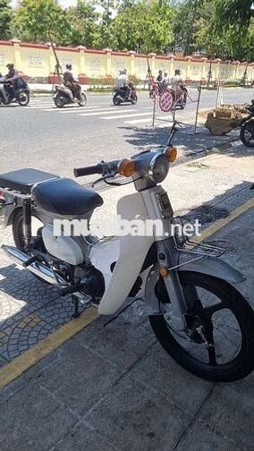 Honda Cub 81 50cc Trắng, Xám