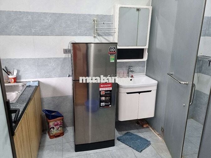 Căn hộ dịch vụ đủ nội thất gần Aeon Long Biên