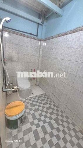 Nhà Rẻ 4x10m Gác Lửng (2PN 1WC) Hẻm Xe Tải. Đường 18B - Mã Lò