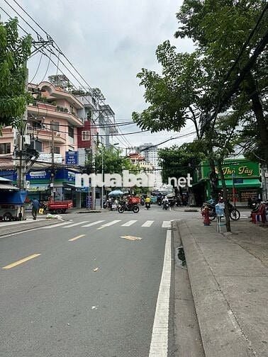 NGUYÊN CĂN MẶT TIỀN NGUYỄN THỊ THẬP, VỊ TRÍ ĐẮC ĐỊA.