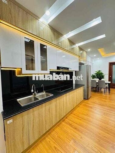 Hiếm! Hơn 4 tỷ có căn CC 3N; 2VS Kim Văn Kim Lũ-NT 5sao-Sổ hồng 78m2