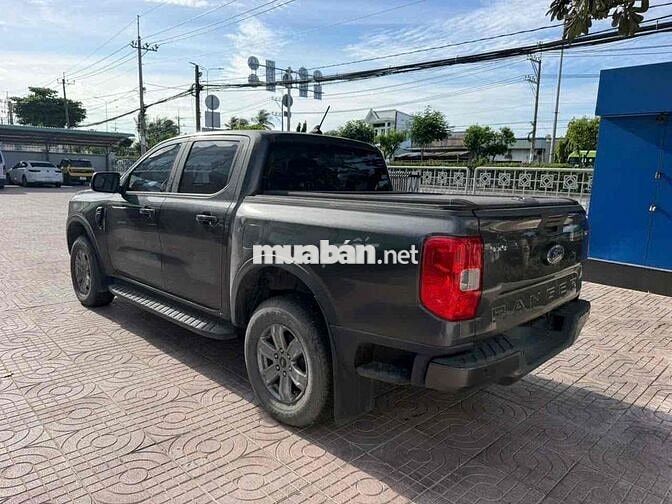 Bán Ford Ranger XLT 4x4 2022 đi ít, xhđ cao
