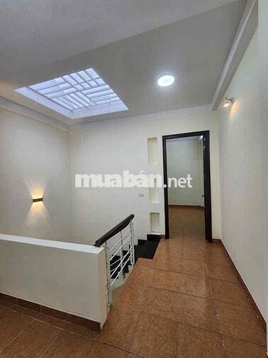 Hào Nam, 50m, Mặt ngõ 3 gác, Nhà đẹp sổ vuông, Không quy hoạch, Hiếm