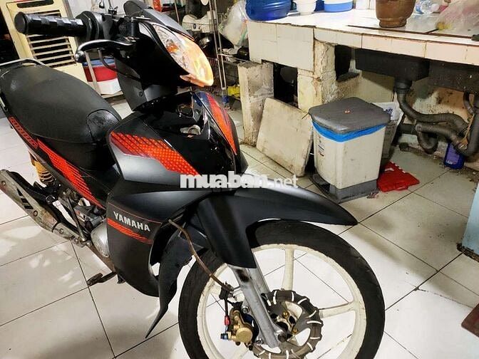Yamaha Sirius Đen