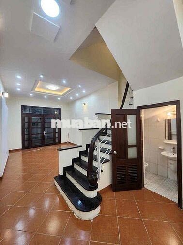 Hào Nam, 50m, Mặt ngõ 3 gác, Nhà đẹp sổ vuông, Không quy hoạch, Hiếm