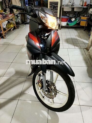Yamaha Sirius Đen