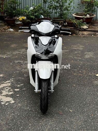 Honda SH 125i 2026 Trắng đen spoty siêu mới
