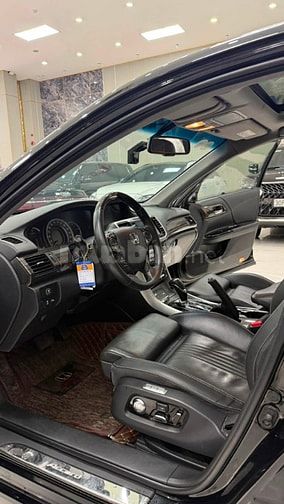 Bán Honda Accord sản xuất 2018. Xe cực đẹp.