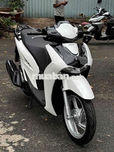 Honda SH 125i 2026 Trắng đen spoty siêu mới