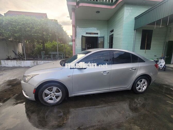 Chevrolet Cruze LS 2011 Bạc 174000 km
