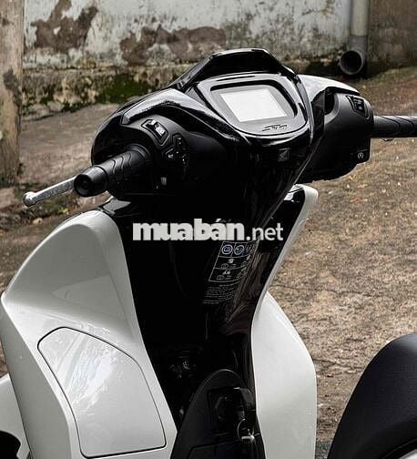 Honda SH 125i 2026 Trắng đen spoty siêu mới