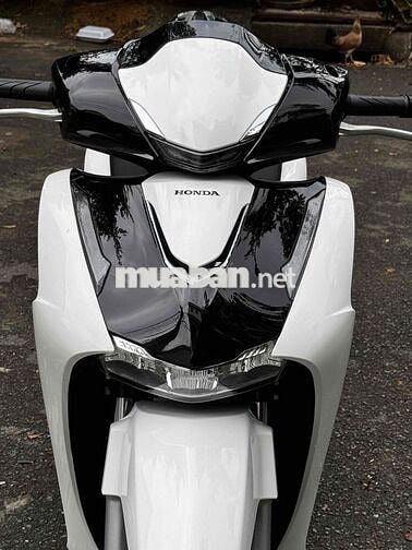 Honda SH 125i 2026 Trắng đen spoty siêu mới