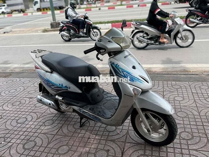 Honda Lead 110 Bạc