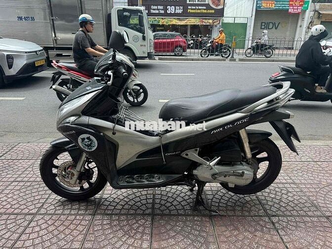 Honda Air Blade 2012 Đen bạc