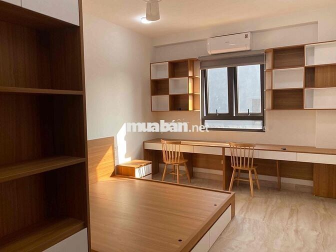 CĂN HỘ 90m2 KHU VỰC NGỌC THUỴ (giá có thương lượng)