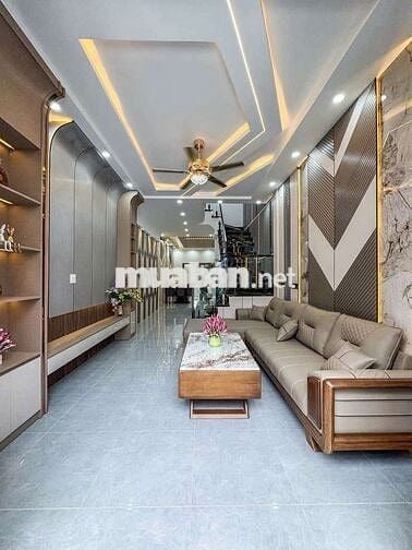 NHÀ ĐẸP NỞ HẬU - HẺM 52 HÙNG VƯƠNG