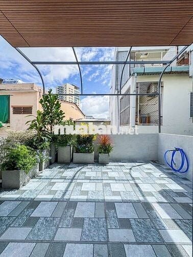 NHÀ ĐẸP NỞ HẬU - HẺM 52 HÙNG VƯƠNG