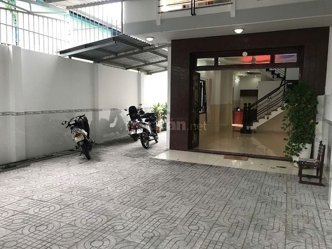 Bán gấp nhà hẻm xe hơi, đường Nguyễn Thị Thập, phường Tân Phú, Quận 7
