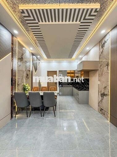 NHÀ ĐẸP NỞ HẬU - HẺM 52 HÙNG VƯƠNG