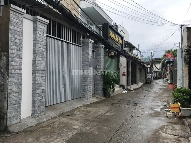 Bán gấp nhà hẻm xe hơi, đường Nguyễn Thị Thập, phường Tân Phú, Quận 7