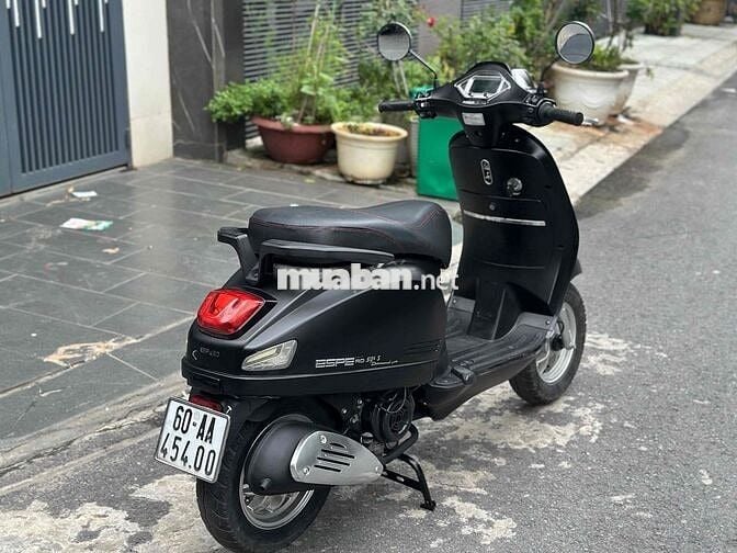 Vespa 50cc 2024 Đen
