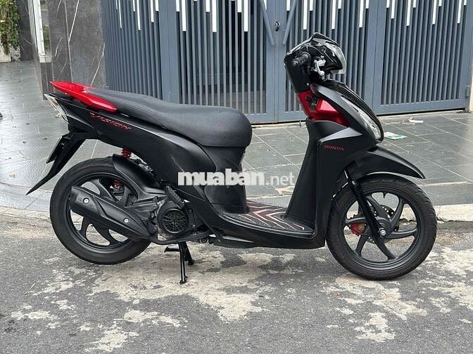 🌈Cần bán xe Honda Vision PBĐB Đk 2018 bstp