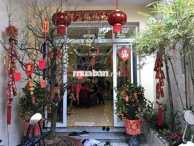 🏡 Bán nhà lầu đúc kiên cố đường Bình Phú. Quận 6. 👉 Diện tích : 4.5 x