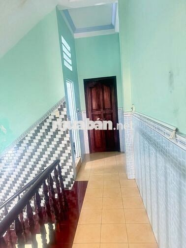 Cho Thuê Nhà 4x19 ( 3 Tầng) Gần Sát Chợ Đầu Mối Hóc Môn