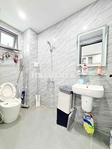 NHÀ MỚI XÂY 5PN HẺM XE HƠI NHỈNH 5T