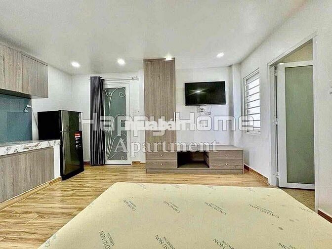 STUDIO BAN CÔNG FULL NT NGAY PHAN XÍCH LONG