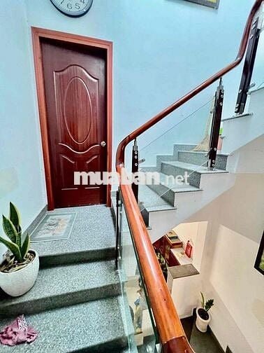 CHỦ GỞI BÁN GẤP NHÀ ĐẸP GIÁ RẺ 6,6 TỶ