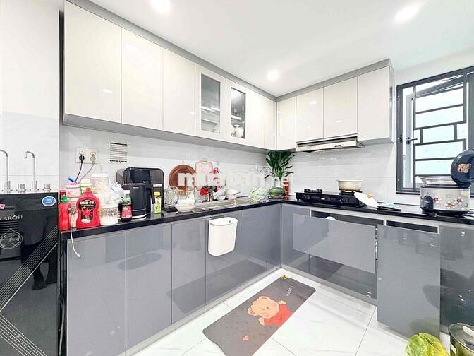 NHÀ MỚI XÂY 5PN HẺM XE HƠI NHỈNH 5T