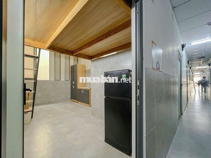 STUDIO BAN CÔNG - CỬA SỔ DƯƠNG QUẢNG HÀM - GẦN ĐH VLU, IUH, HÙNG VƯƠNG