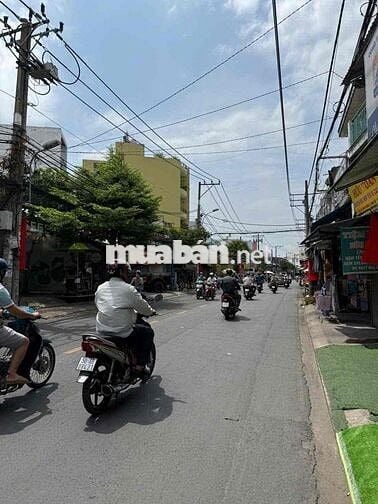 nhà đẹp 173 An Dương Vương, 4m*17m, 1trệt1lầu 2PN, hẻm🚗, 10triệu