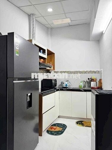 Hẻm 1sẹt Hoà Bình.  dt 44m2 .nhà rộng rãi. tặng full nội thất mới.