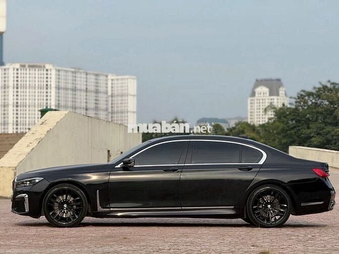 BMW 730Li Sx 2016 màu đen nội thất nâu nappa.
