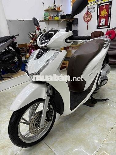 Honda SH125 CBS 2023 Trắng 3000 km