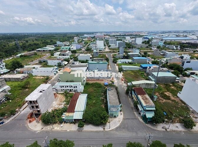 Lô 5x21 Đs11C trục đường sầm uất - KDC Tân Đô