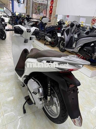 Honda SH125 CBS 2023 Trắng 3000 km