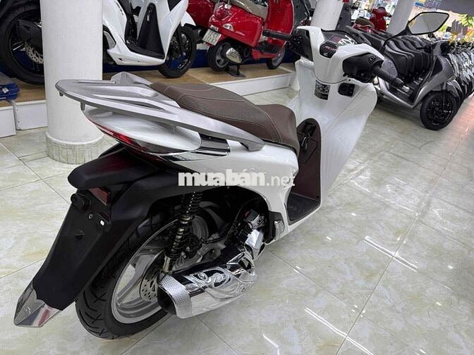 Honda SH125 CBS 2023 Trắng 3000 km