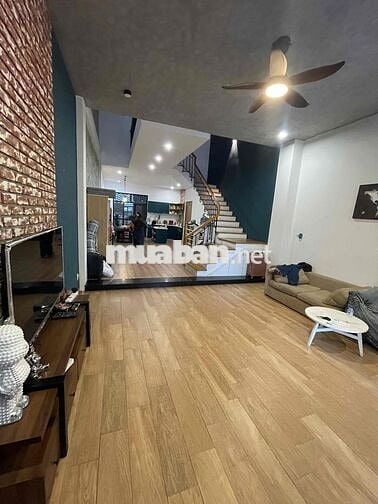 Cho thuê nhà mới mặt tiền Hòa An gần Yên Thế.Full nội thất hiện đại