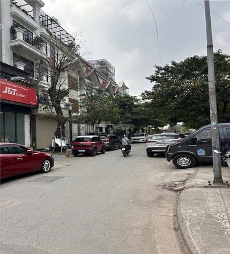 Nhà măt ngõ 60 Vũ Phạm Hàm - 100M x 5 Tầng, mặt tiền 5m - Tiện KD, VP