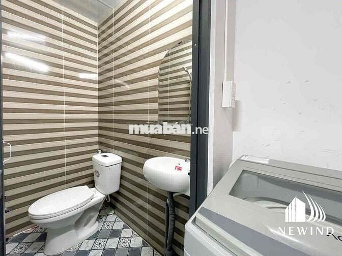 Cho thuê nhà trọ trung tâm Q7 Nhận thú cưng, xe điện, gác cao,mặt đất