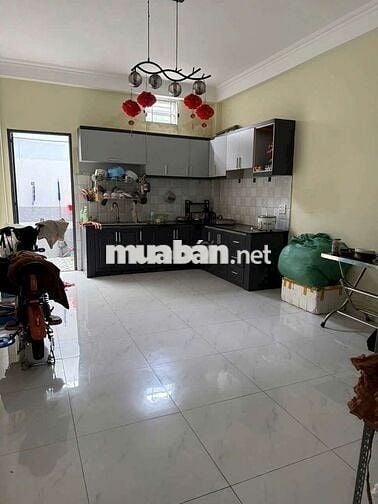 BÌNH TÂN CẦN BÁN EM CHÂN DÀI- HẺM THÔNG NHÀ 3LẦU ĐƯỜNG LIÊN KHU 4-5