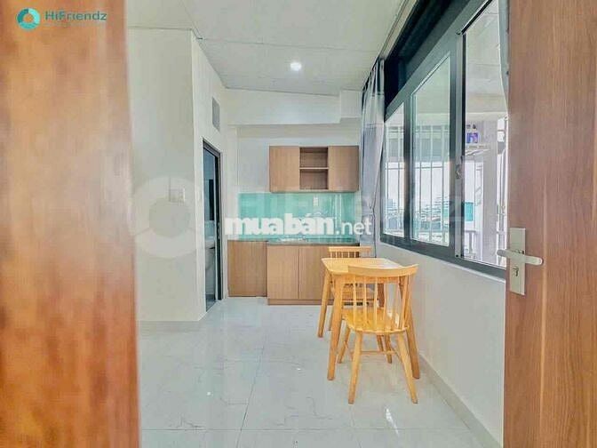 Duplex ban công, rộng hơn 45m2 ở gần Lotte, trường TDTU, NTTU, Q4, Q1