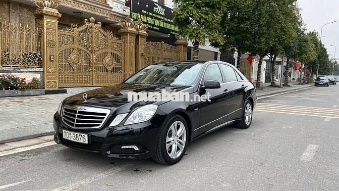 Bán xe Mercedes E250 2010 biển 4 số 1 chủ từ đầu