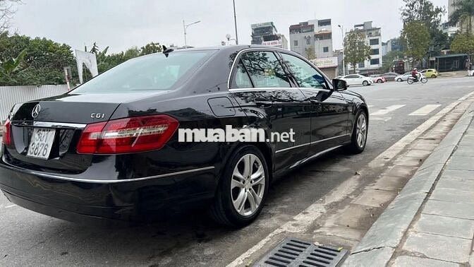 Bán xe Mercedes E250 2010 biển 4 số 1 chủ từ đầu