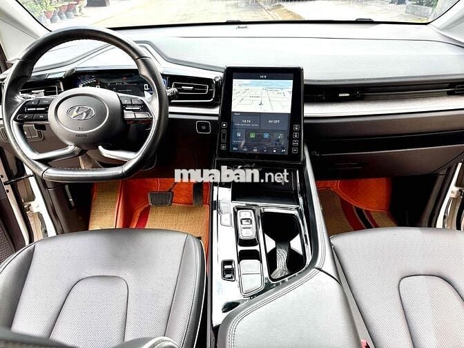 Hyundai Custin 2023 1.5 AT Tubor Trắng
